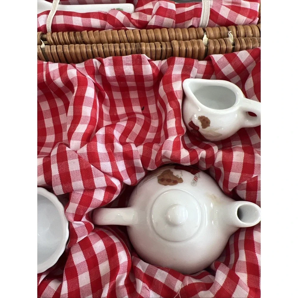 Vintage Children's Tea Set With Basket Read Plates Cup Spoon‎ Read Description